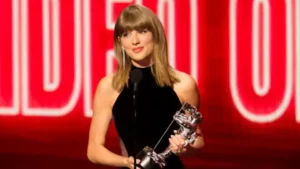 Taylor Swift Tops MTV VMAs as Most-Awarded Artist Ever